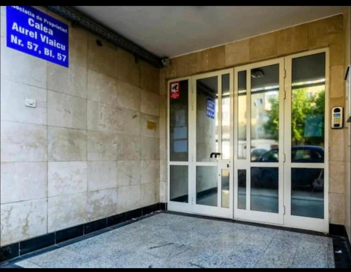 Apart Uta3 Apartamento Arad Exterior foto